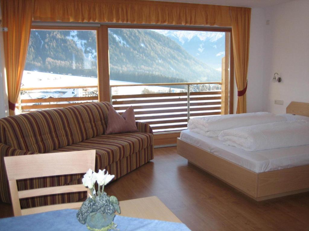 Garni - Appartement Neumairhof Rasun di Sopra Cameră foto