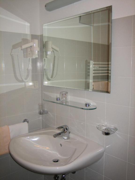 Garni - Appartement Neumairhof Rasun di Sopra Cameră foto